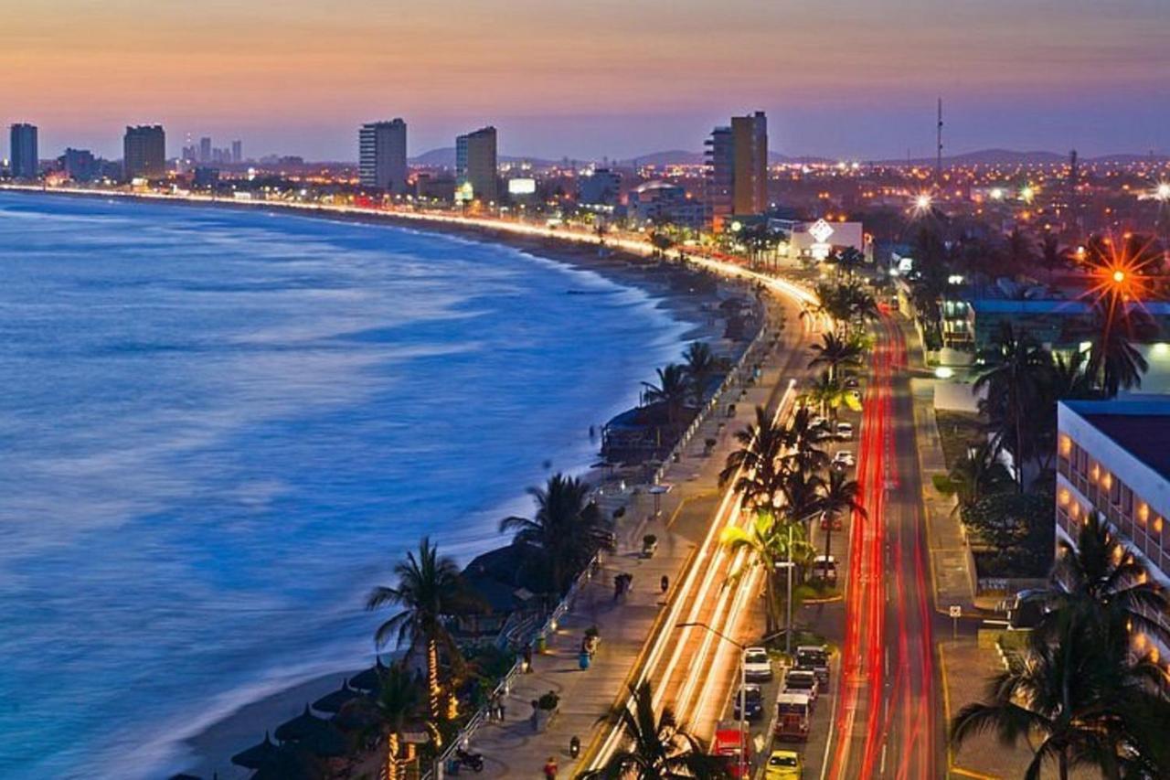 Departamento En Mazatlan Frente Al Mar Y Alberca Comun. Apartman Kültér fotó
